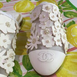 Chanel White Leather Pearl Floral Mules